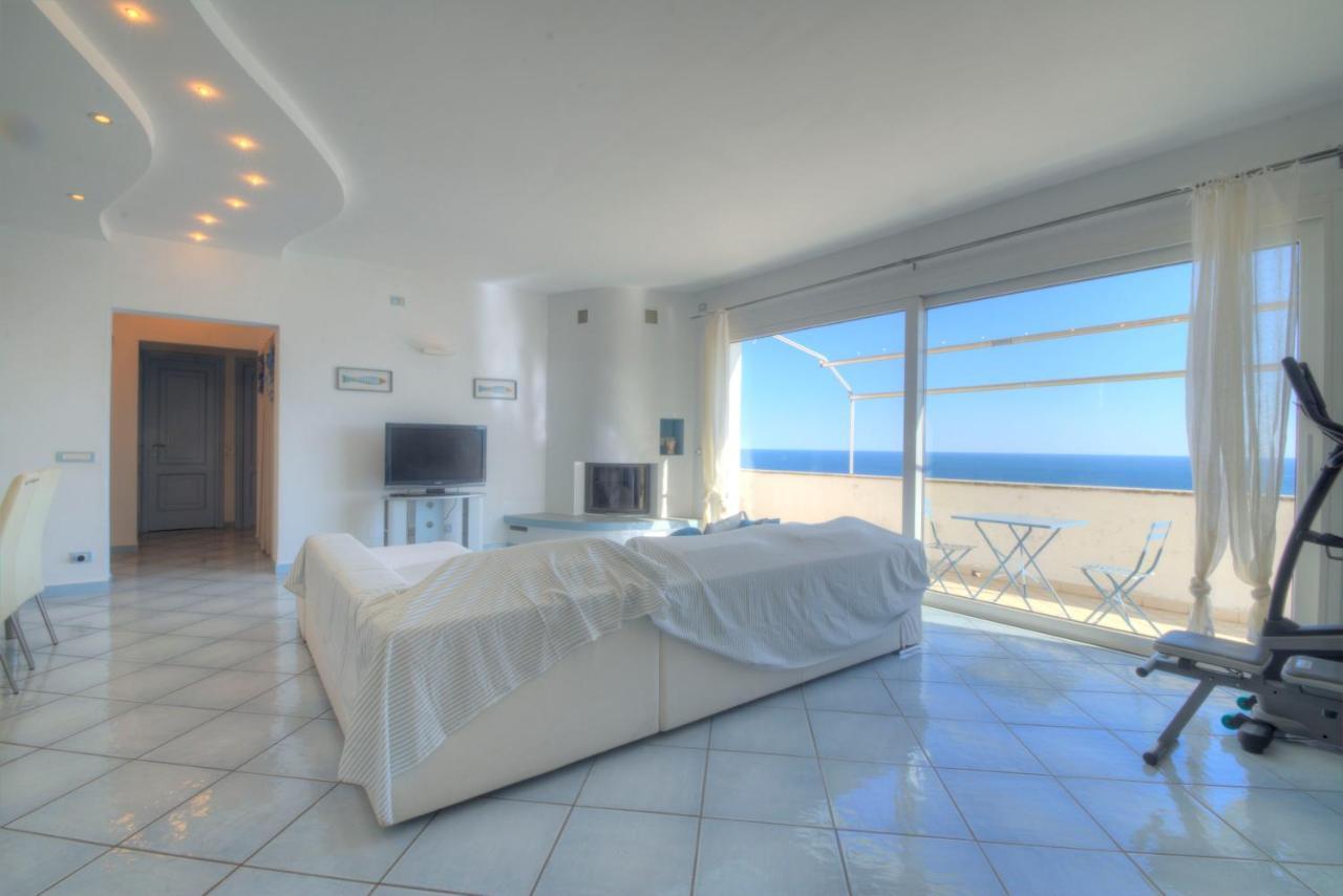 Villa Ischia Attico Sul Mare A Verezzi Борджо-Верецци Экстерьер фото
